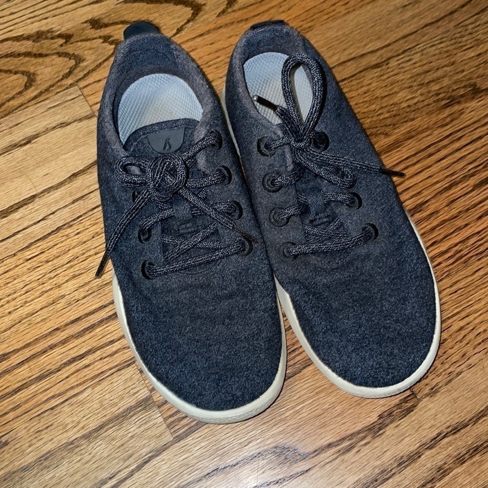 Allbirds Dark True Black Wool Runners Size 8